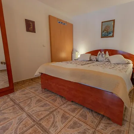 Anita Gostinjska kuća 4*